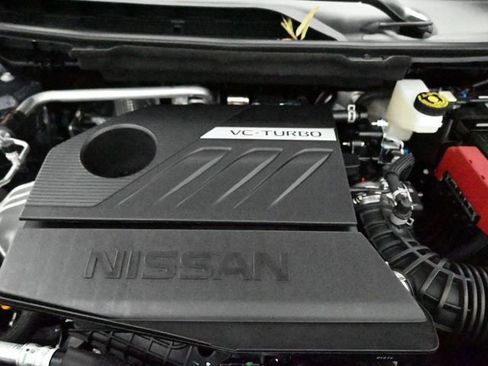 Used 2025 Nissan Rogue SV FWD image 30