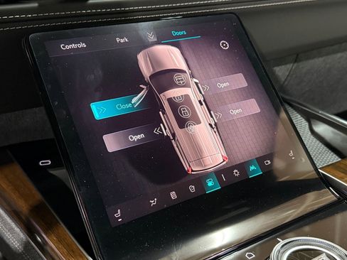 New 2026 Cadillac Escalade Platinum Sport AWD/4WD image 36