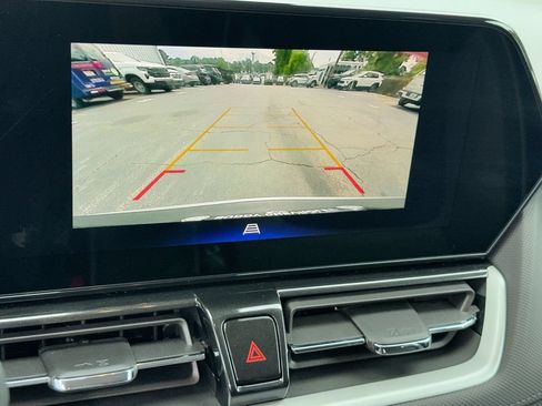 Used 2026 Chevrolet TrailBlazer LT w/ LT Cold Weather Package FWD image 28