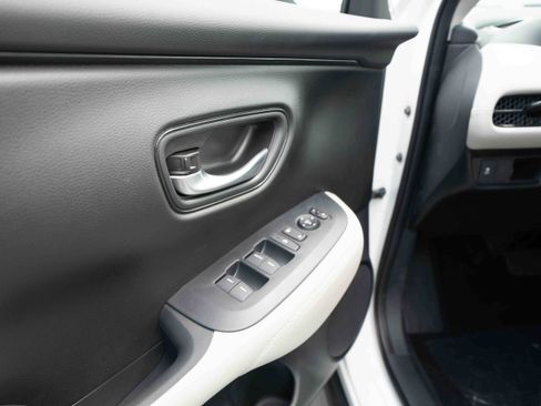 New 2026 Honda HR-V LX image 7