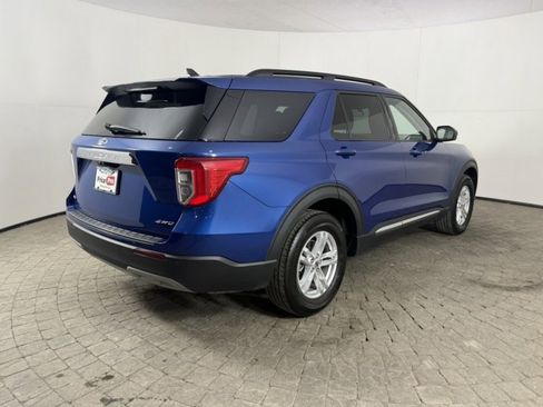Certified 2022 Ford Explorer XLT w/ Equipment Group 202A image 7