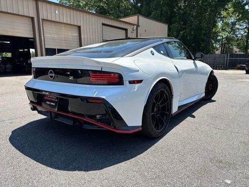 Used 2024 Nissan Z NISMO w/ Floor Mat Package RWD image 3