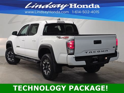 Used 2020 Toyota Tacoma TRD Off-Road w/ Technology Package image 4