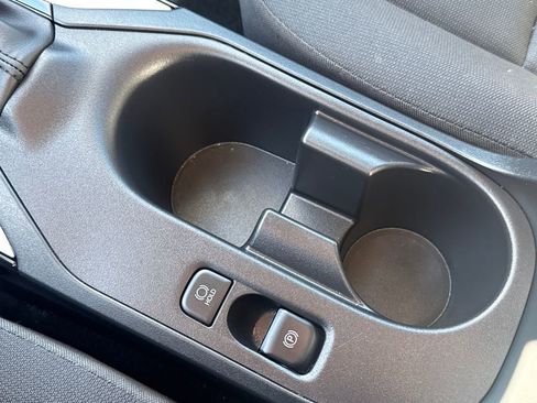 Used 2025 Toyota Corolla LE image 26