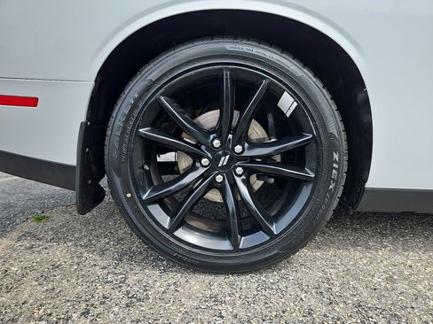 Used 2017 Dodge Challenger R/T w/ Blacktop Package RWD image 9