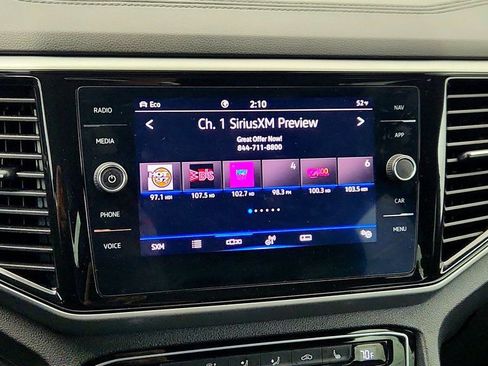 Used 2021 Volkswagen Atlas Cross Sport SEL image 18