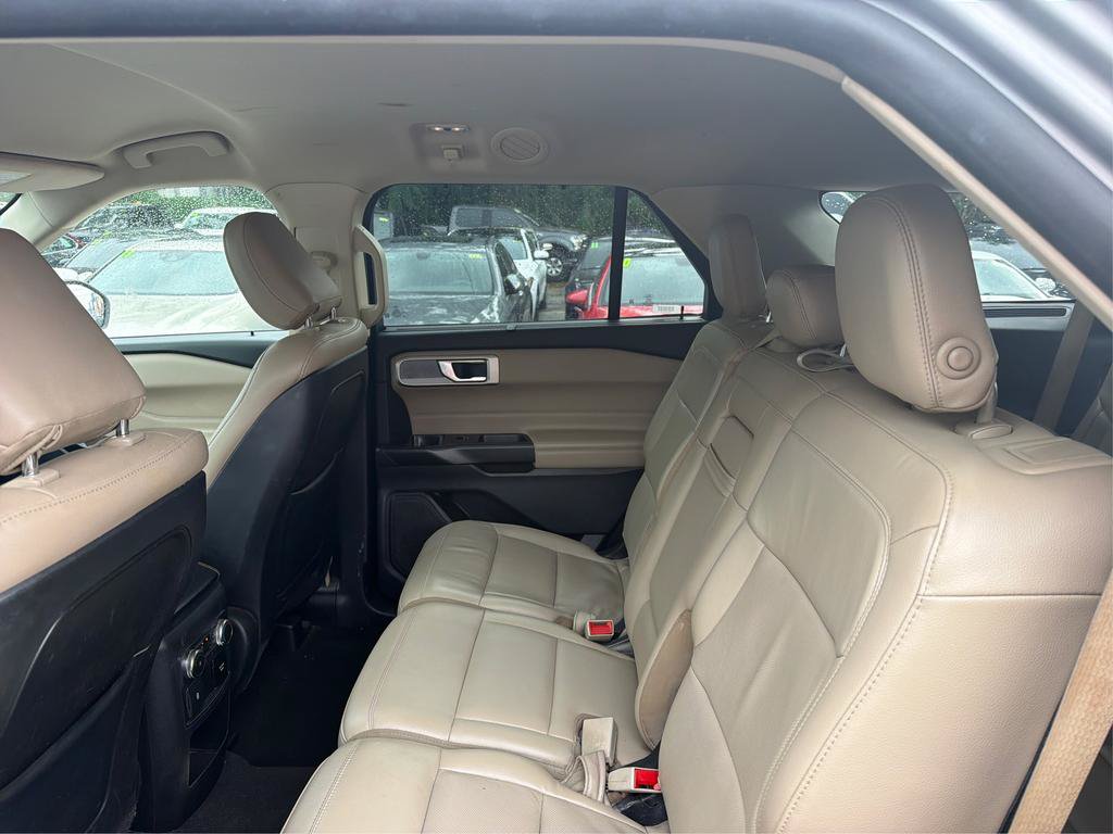 Used 2020 Ford Explorer Limited AWD/4WD image 10