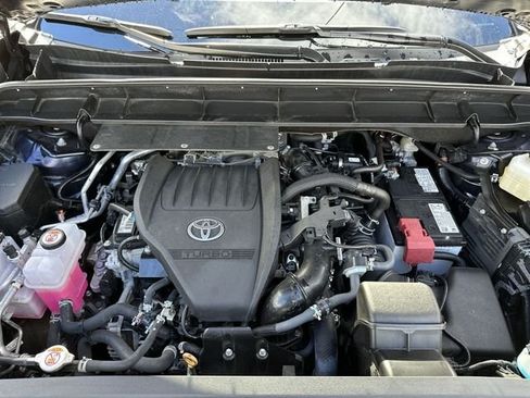 Used 2025 Toyota Highlander XLE AWD/4WD image 20