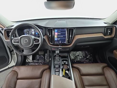 Used 2019 Volvo XC60 T5 Inscription w/ Protection Package Premier FWD image 14