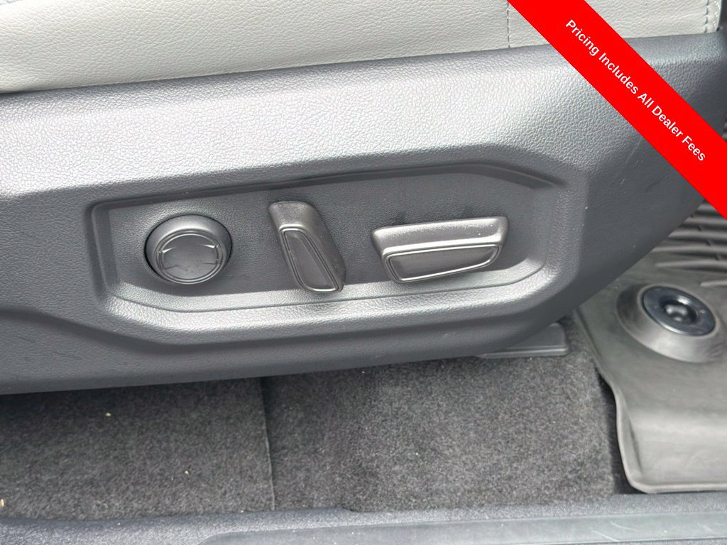 Used 2024 Toyota Tundra Limited w/ Power Package RWD image 48