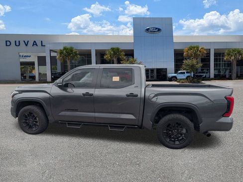 Used 2024 Toyota Tundra SR5 w/ SR5 Convenience Package AWD/4WD image 7