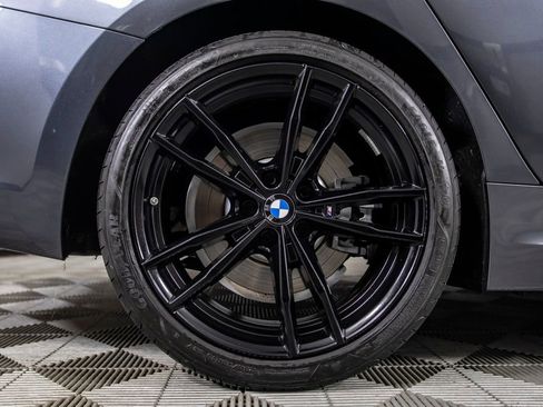 Used 2022 BMW 330i Sedan w/ M Sport Package image 43