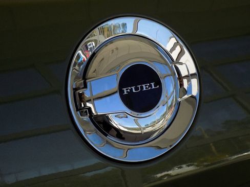 Certified 2021 Dodge Challenger SXT w/ Plus Package image 20