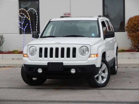 Used 2011 Jeep Patriot Latitude image 3