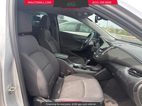 Used 2016 Chevrolet Malibu LT FWD image 16