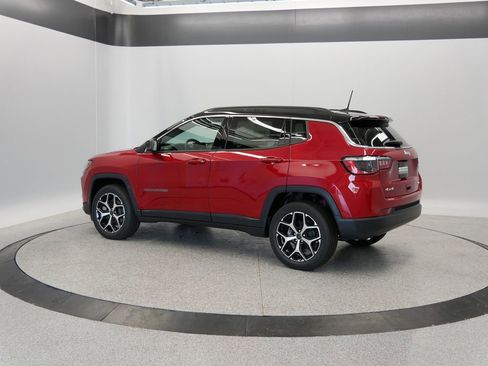 New 2025 Jeep Compass Limited image 40