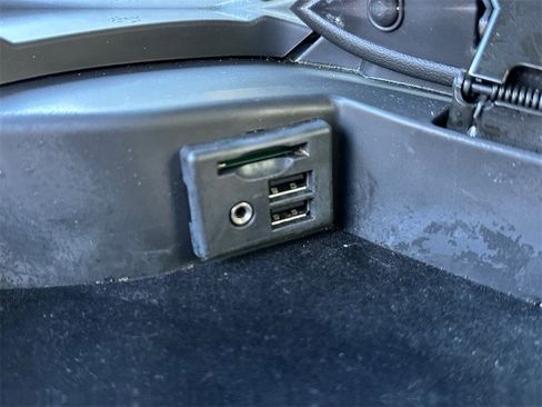 Used 2015 Chevrolet Corvette Stingray Coupe w/ ZF1 Appearance Package image 25