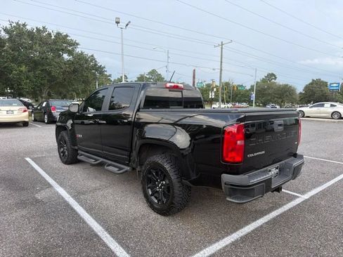 Used 2022 Chevrolet Colorado Z71 w/ Z71 Midnight Edition AWD/4WD image 7