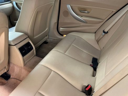 Used 2014 BMW 320i Sedan image 15