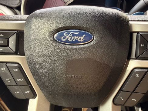 Used 2018 Ford F250 Lariat w/ Lariat Ultimate Package image 13