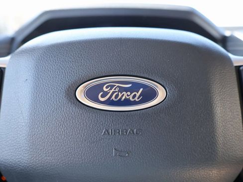 Certified 2024 Ford Expedition Limited image 29