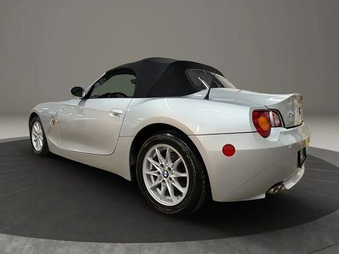 Used 2003 BMW Z4 2.5i image 7