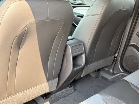 Used 2025 Chevrolet Trax LT image 28