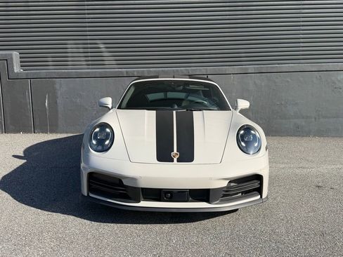 Certified 2025 Porsche 911 Carrera RWD image 13