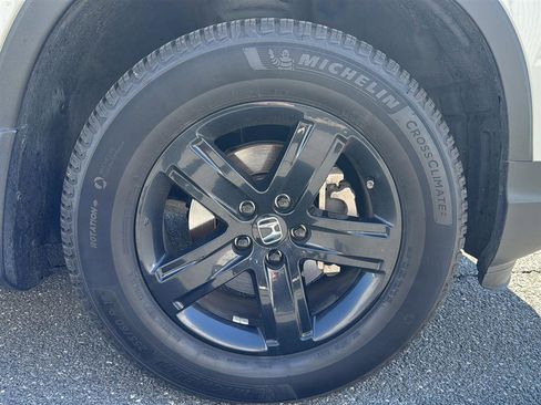 Used 2023 Honda Ridgeline Black Edition image 11