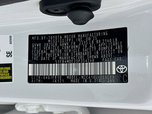 Used 2025 Toyota Corolla LE image 12