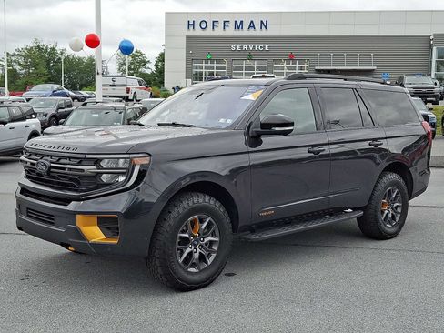 Certified 2025 Ford Expedition Tremor AWD/4WD image 3
