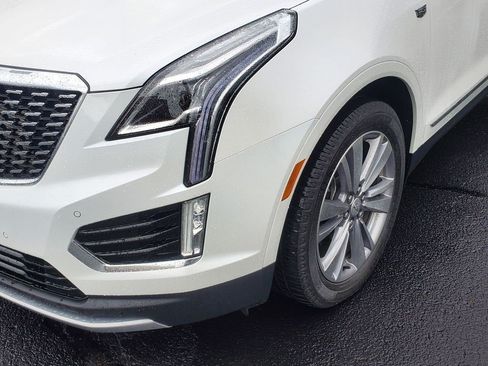 Certified 2024 Cadillac XT5 Premium Luxury w/ LPO, Floor Liner Package AWD/4WD image 6