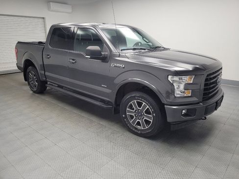 Used 2017 Ford F150 XLT w/ Equipment Group 302A Luxury image 11