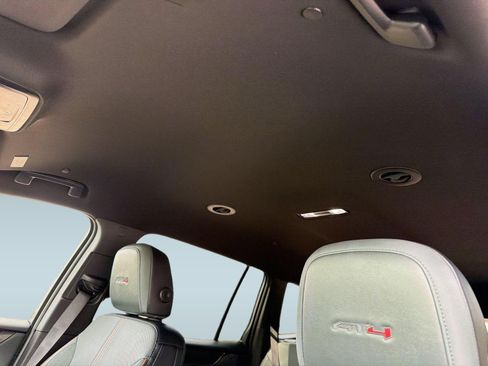 Certified 2025 GMC Acadia AT4 AWD/4WD image 27