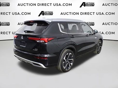 Used 2024 Mitsubishi Outlander SEL image 39