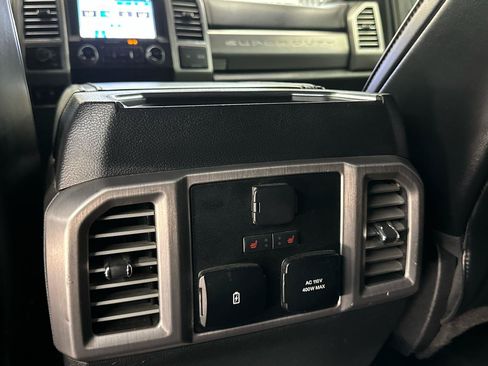 Used 2019 Ford F350 Platinum w/ Platinum Ultimate Package AWD/4WD image 19