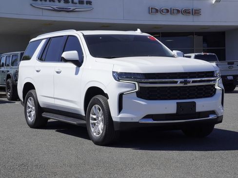 Used 2023 Chevrolet Tahoe LS RWD image 2