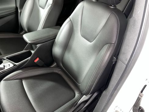 Used 2024 Buick Encore GX Sport Touring image 15