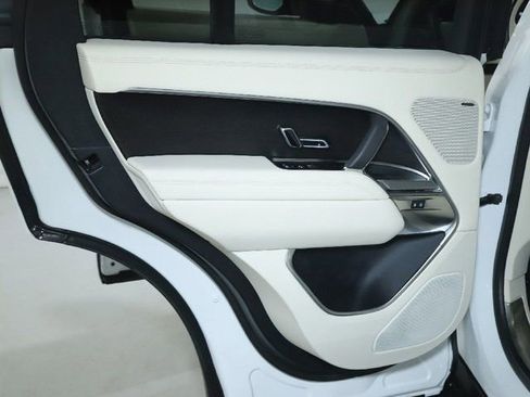 Used 2024 Land Rover Range Rover SE AWD/4WD image 30
