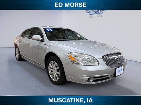 Used 2011 Buick Lucerne CXL w/ Driver Confidence Package image 7