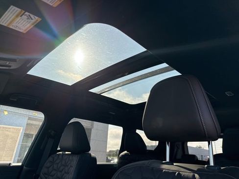 New 2025 Nissan Armada Platinum AWD/4WD image 9