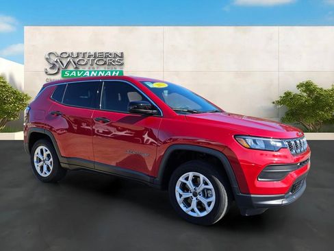 Used 2025 Jeep Compass Sport AWD/4WD image 7