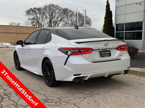 Used 2023 Toyota Camry XSE image 5