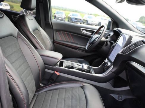 Used 2024 Ford Edge ST-Line AWD/4WD image 15