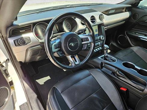 Used 2019 Ford Mustang GT Premium RWD image 10