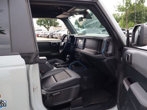 Used 2022 Ford Bronco Black Diamond AWD/4WD image 28