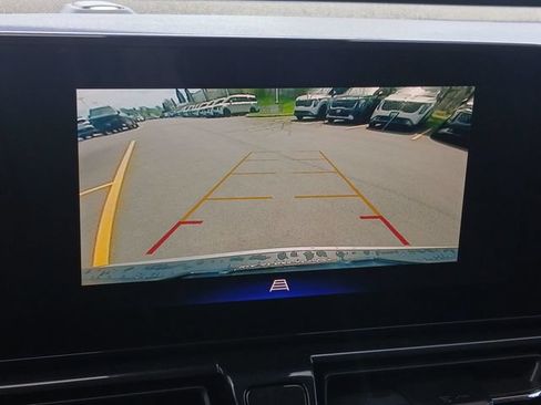 Used 2025 Chevrolet TrailBlazer LT w/ Driver Confidence Package AWD/4WD image 18