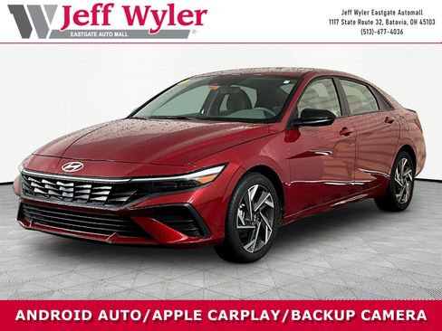 Used 2025 Hyundai Elantra Sport FWD image 1