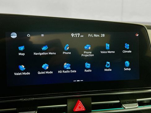Certified 2024 Hyundai Elantra SEL image 15