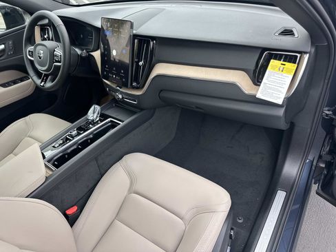New 2026 Volvo XC60 T8 Plus w/ Protection Package Premier AWD/4WD image 21